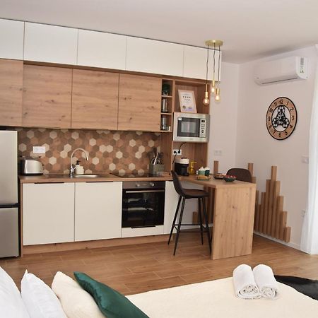 Silentium Premium Apartman Sárvár Buitenkant foto