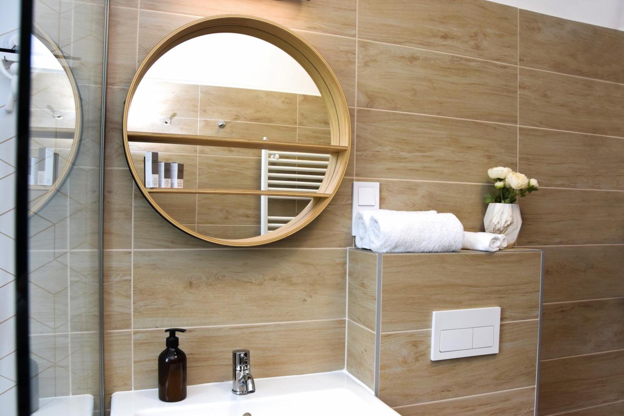 Silentium Premium Apartman Sárvár Buitenkant foto