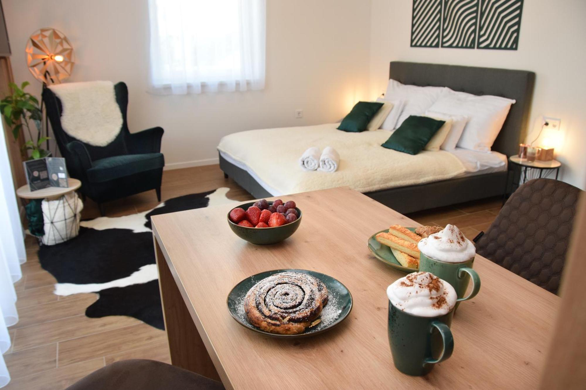 Silentium Premium Apartman Sárvár Buitenkant foto